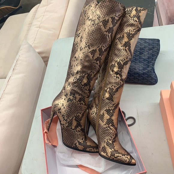 Knee High Pointed Toe Stiletto Heel Boot in Brown Snakeskin Effect Faux Leather - Picture 13 of 16